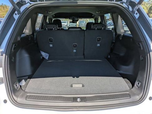 New 2025 Jeep Grand Cherokee Limited w/ Black Appearance Package RWD image 11