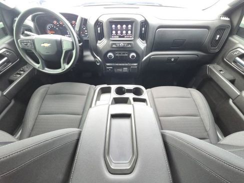 Used 2024 Chevrolet Silverado 2500 Custom w/ Custom Convenience Package image 24