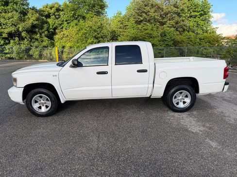 Used 2009 Dodge Dakota Big Horn w/ Extra Security Group RWD image 8