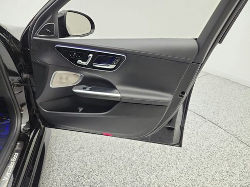 Used 2024 Mercedes-Benz C 300 4MATIC Sedan image 21