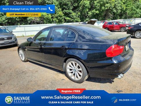 Used 2011 BMW 328i Sedan RWD image 3