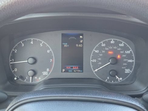 Certified 2025 Toyota Corolla LE FWD image 22