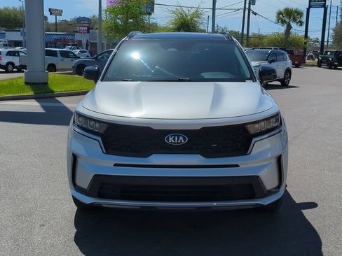 Used 2021 Kia Sorento S w/ Panoramic Sunroof Package FWD image 10