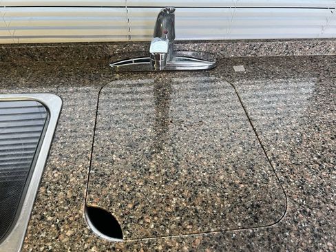 Used 2008 Dodge Sprinter 2500 w/ Trailer Tow Group image 33