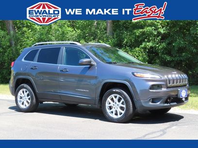 Used 2017 Jeep Cherokee Latitude w/ Comfort/Convenience Group