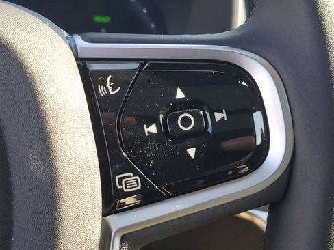 New 2026 Volvo XC90 T8 Ultra w/ Protection Package Premier image 13