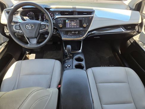 Used 2014 Toyota Avalon XLE Touring FWD image 18