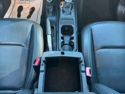 Used 2022 Jeep Wrangler Unlimited Rubicon 4xe w/ Cold Weather Group image 17