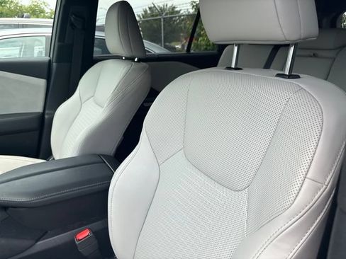 Used 2025 Lexus TX 350 AWD w/ Technology Package image 2