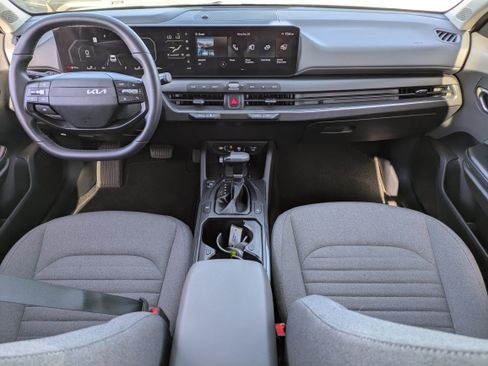 Certified 2025 Kia K4 EX image 14