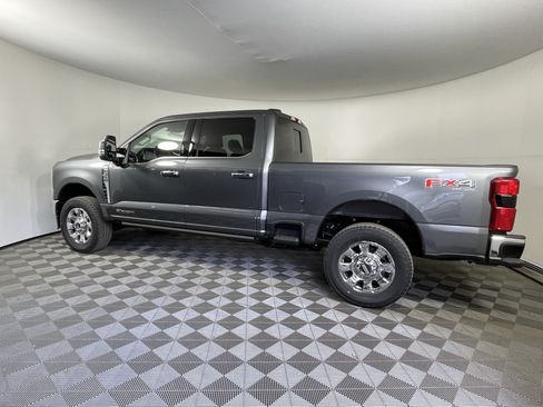 New 2026 Ford F350 Lariat w/ Lariat Ultimate Package AWD/4WD image 3