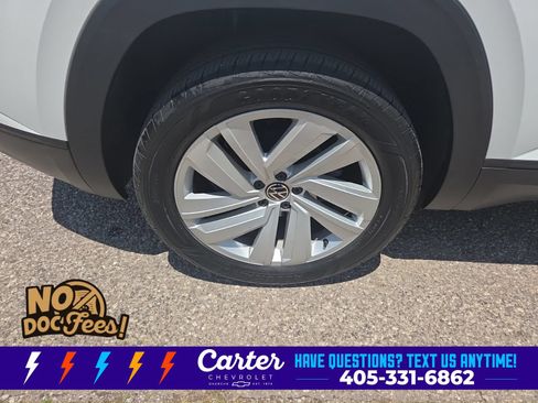 Used 2023 Volkswagen Atlas Cross Sport SE AWD/4WD image 12