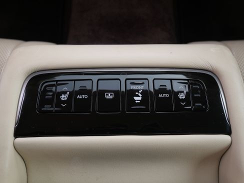 Used 2018 Lexus LS 500 image 10