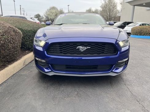 Used 2016 Ford Mustang Convertible image 14