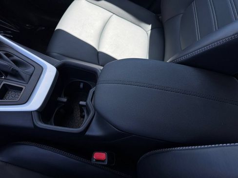Certified 2023 Toyota RAV4 XLE Premium AWD/4WD image 27