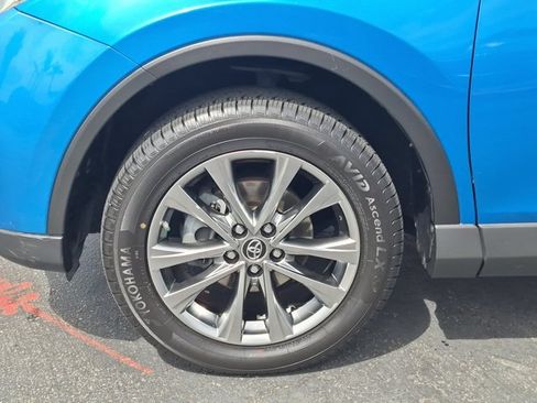 Used 2017 Toyota RAV4 Limited AWD/4WD image 26