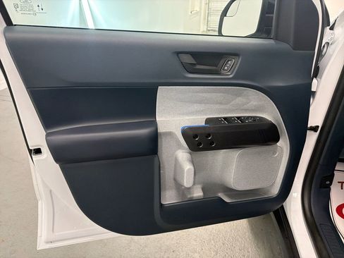 New 2026 Ford Maverick XLT w/ XLT Luxury Package FWD image 12