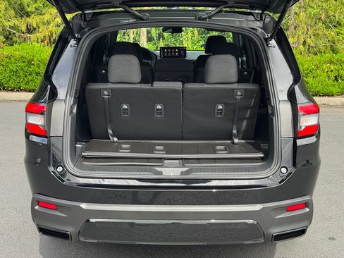 New 2026 Honda Pilot Sport image 29
