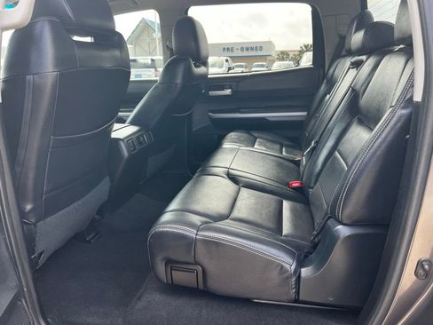 Used 2015 Toyota Tundra SR5 w/ SR5 Upgrade Package image 81