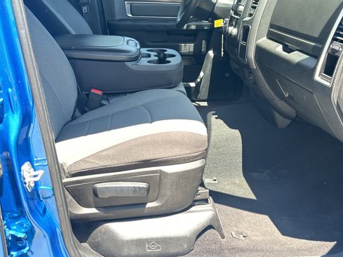 Used 2024 RAM 1500 Classic SLT AWD/4WD image 13