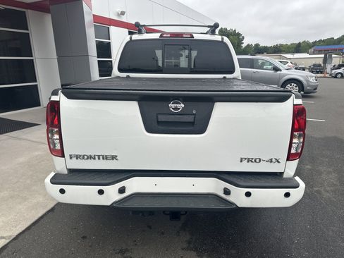 Used 2020 Nissan Frontier PRO-4X w/ Pro-4x Utility Package AWD/4WD image 7