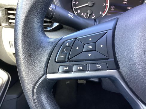 Used 2023 Nissan Sentra SV image 18