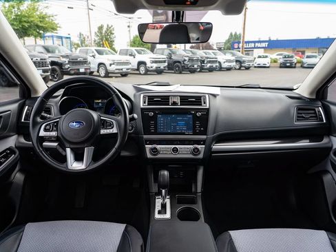 Used 2017 Subaru Legacy 2.5i Sport AWD/4WD image 9