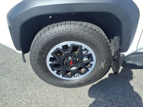 Certified 2026 Toyota 4Runner TRD Off-Road Premium AWD/4WD image 26
