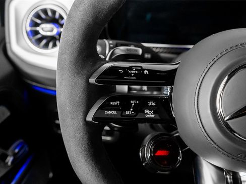 Used 2025 Mercedes-Benz G 63 AMG 4MATIC image 40