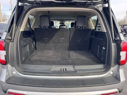 Used 2024 Ford Expedition Max XLT image 45