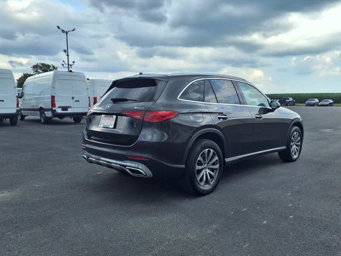 Used 2023 Mercedes-Benz GLC 300 4MATIC image 6