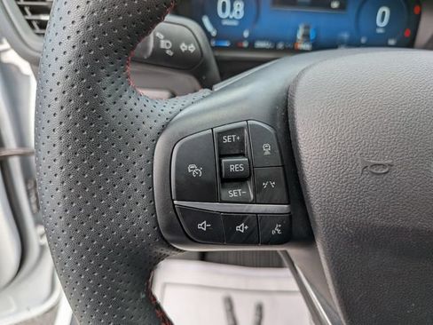 Certified 2023 Ford Escape ST-Line Select w/ Tech Pack #2 AWD/4WD image 10