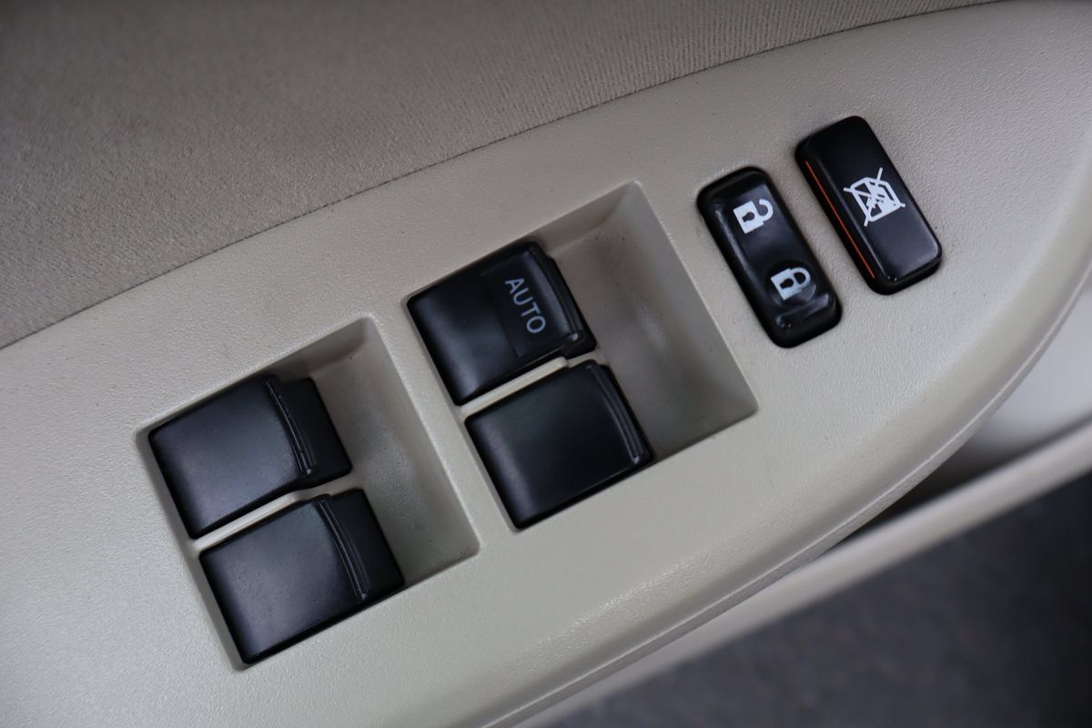 Used 2009 Toyota Corolla FWD image 27