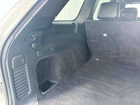 Used 2018 Jeep Grand Cherokee Altitude AWD/4WD image 22