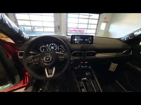 New 2025 MAZDA CX-5 Signature image 58