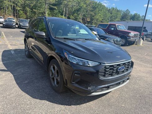 Used 2024 Ford Escape ST-Line w/ Tech Pack #1 FWD image 1