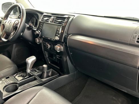 Used 2021 Toyota 4Runner TRD Off-Road Premium image 25