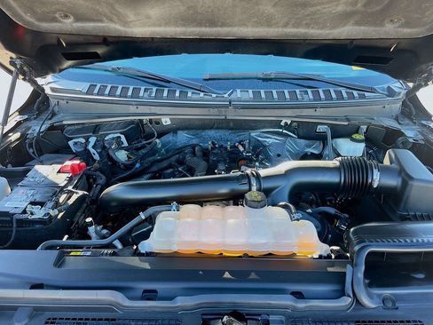 Used 2022 Ford Expedition Limited RWD image 33