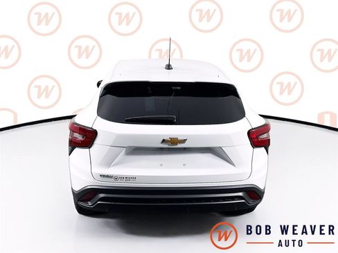 Used 2024 Chevrolet Trax LS w/ LS Convenience Package FWD image 7