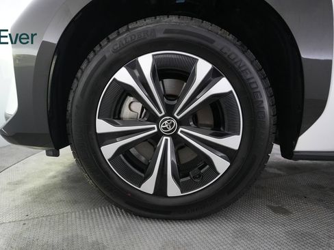 Used 2023 Toyota bZ4X AWD w/ Weather Package image 19