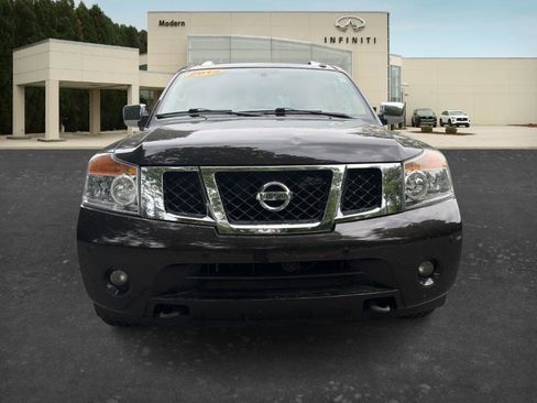 Used 2015 Nissan Armada Platinum w/ 2nd Row Captain Seat Package RWD image 2