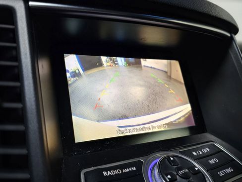 Used 2010 INFINITI FX35 AWD w/ Premium Pkg image 25