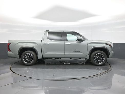 New 2026 Toyota Tundra Limited AWD/4WD image 9