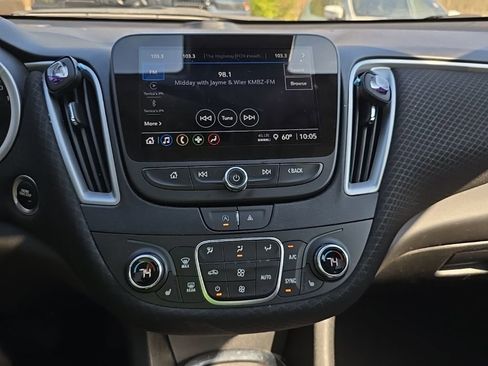 Used 2024 Chevrolet Malibu LT image 23