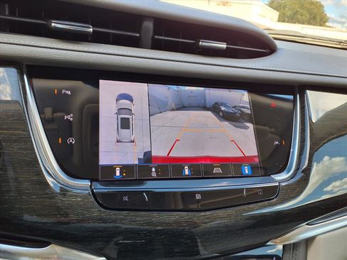 Used 2021 Cadillac XT6 Premium Luxury image 26