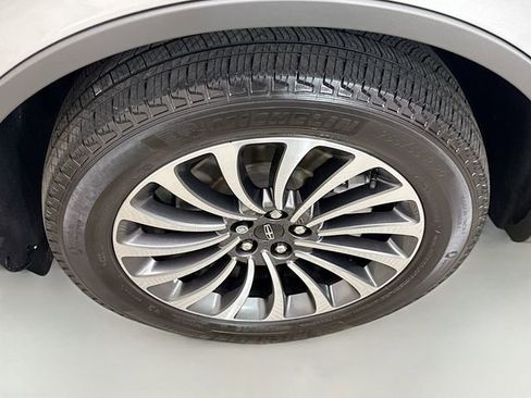 Used 2022 Lincoln Aviator Reserve w/ Elements Package Plus image 33