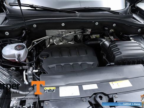 Used 2025 Volkswagen Atlas Cross Sport SE w/ Panoramic Sunroof Package image 67