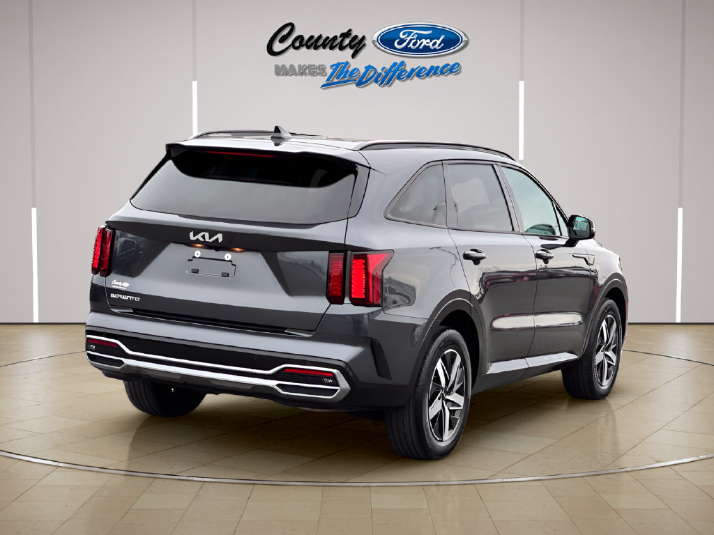 Used 2023 Kia Sorento S w/ Panoramic Sunroof Package FWD image 7