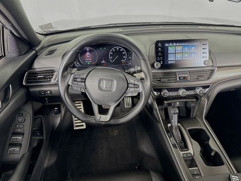 Used 2019 Honda Accord Sport image 10