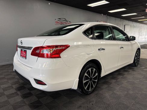 Used 2018 Nissan Sentra S image 12